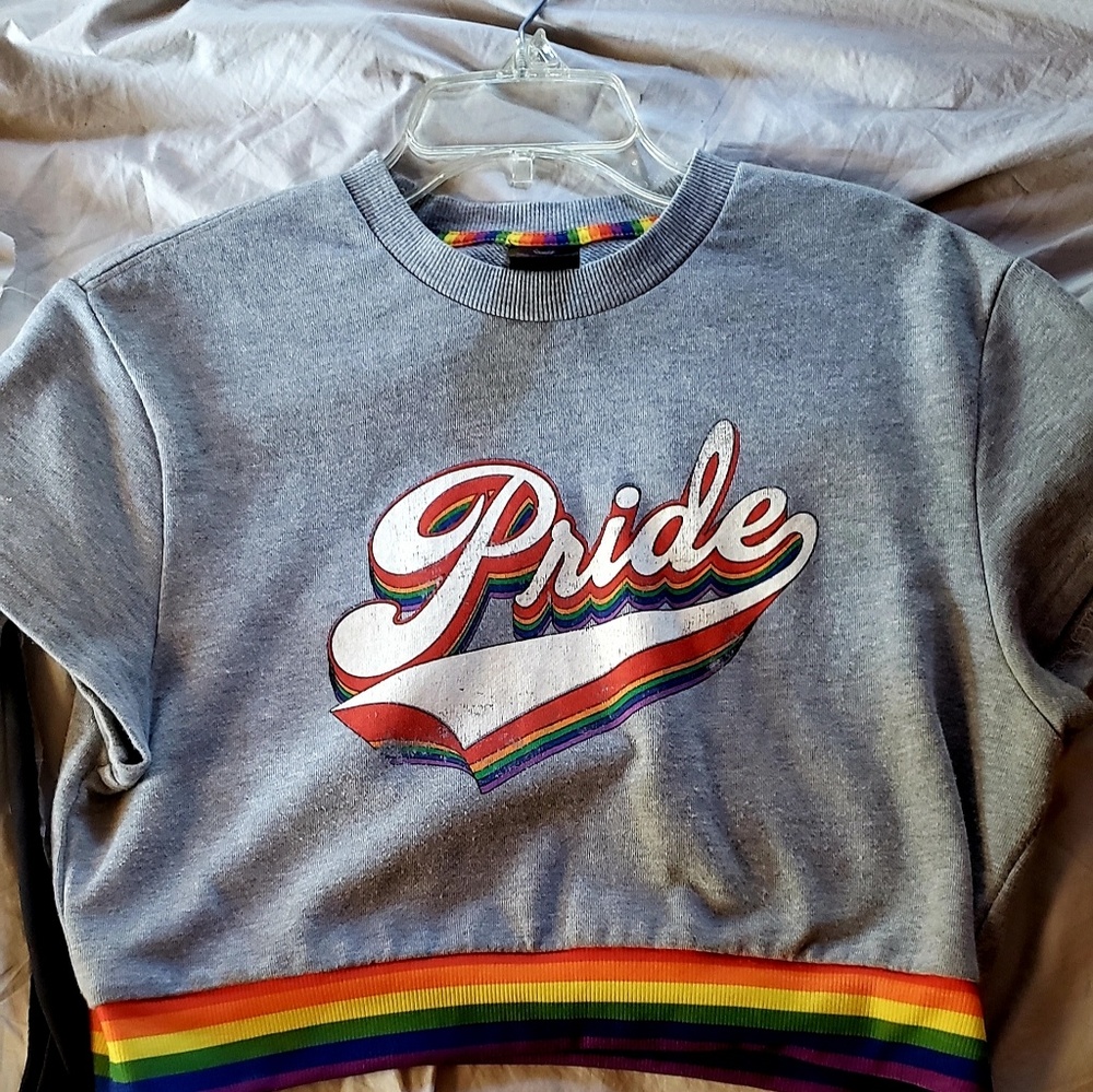 FINAL DROP🏳️‍🌈PRIDE🏳️‍🌈 CROPPED TEE
